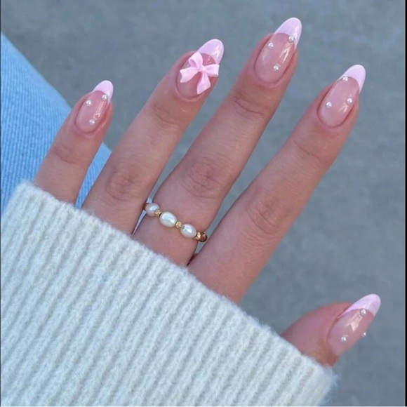 Pearl and Bow Pink Press On Nails - Picture 2 of 6
